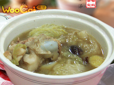 润肤靓汤：白菜猪骨汤的做法