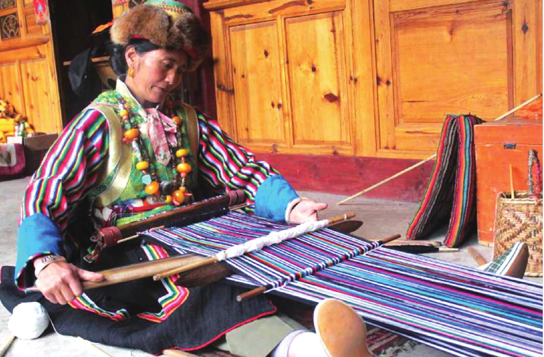 洛吉尼汝藏族纺织