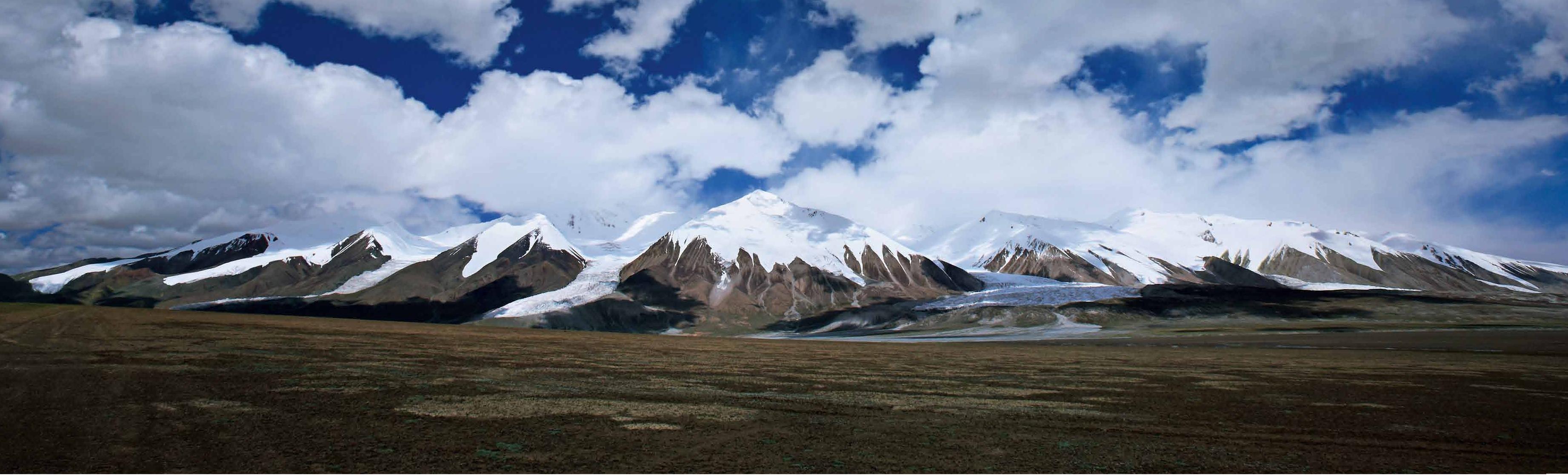 浩蕩蜿蜒的昆侖山脉，見證了佛教在藏區的風雨歷程。